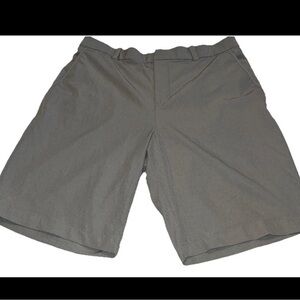 Nike Golf Shorts Mens 38 Gray  Dri-FIT Standard Fit Performance Golf Chino
